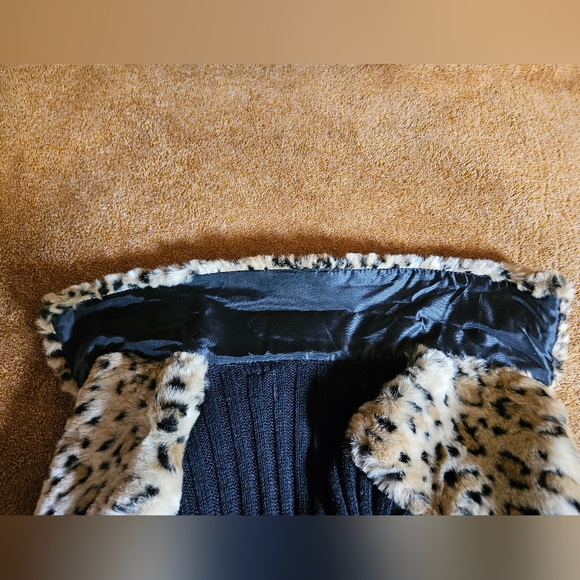 TIAR BRAND faux leopard and black knit jacket - Picture 13 of 17